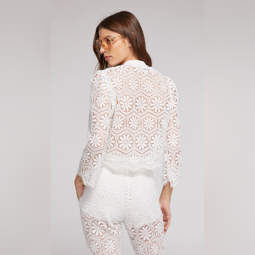 LOVE LACE TOP/ Weekend Sale - Picture 4 of 11